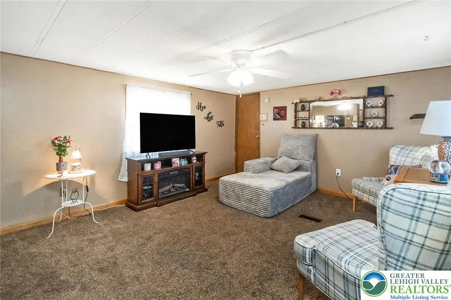 1048 Cedar Street, Laurys Station, PA 18059 - #3