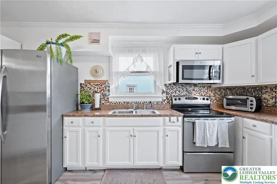 614 W Wilkes Barre Street, Easton, PA 18042 - #3