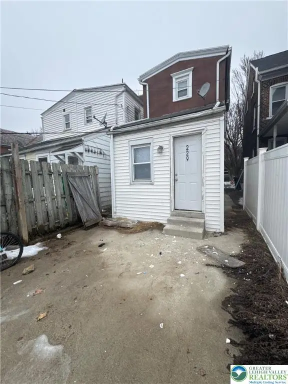 229 W Fairview Street, Bethlehem, PA 18018 - #2