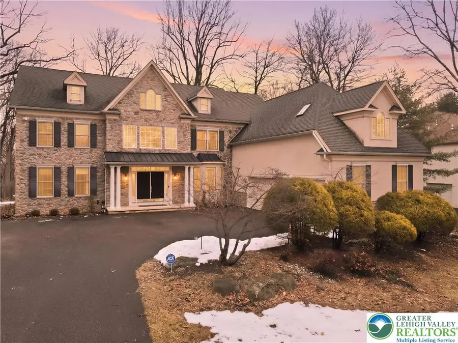 4321 Lotus Lane, Upper Saucon, PA 18036 - #3