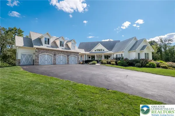6410 Sweetbriar Lane, Upper Milford Twp, PA 18092