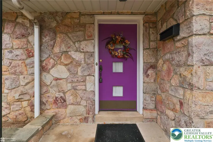 207 N 27th Street, Allentown, PA 18104 - #3