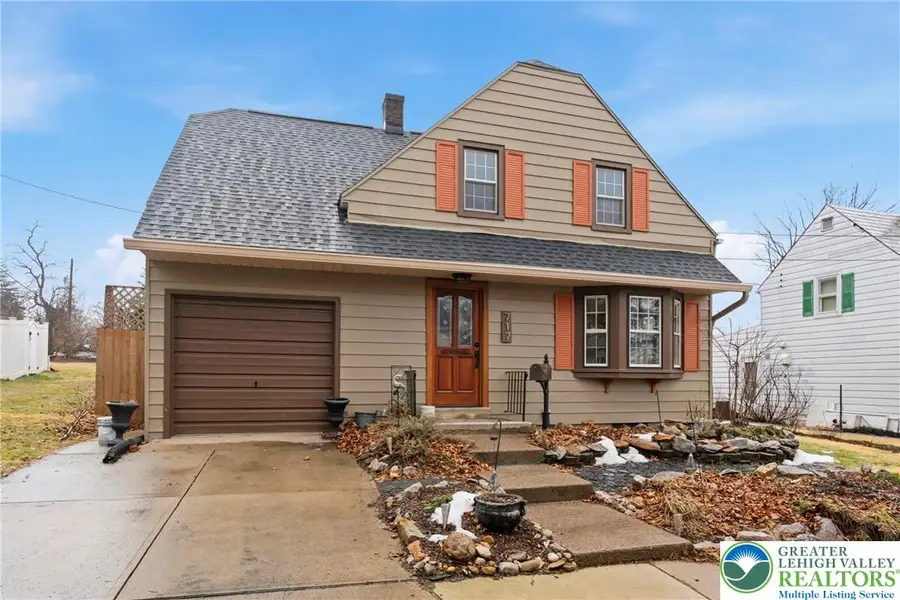 717 Mount Airy Avenue, Bethlehem, PA 18018 - #2