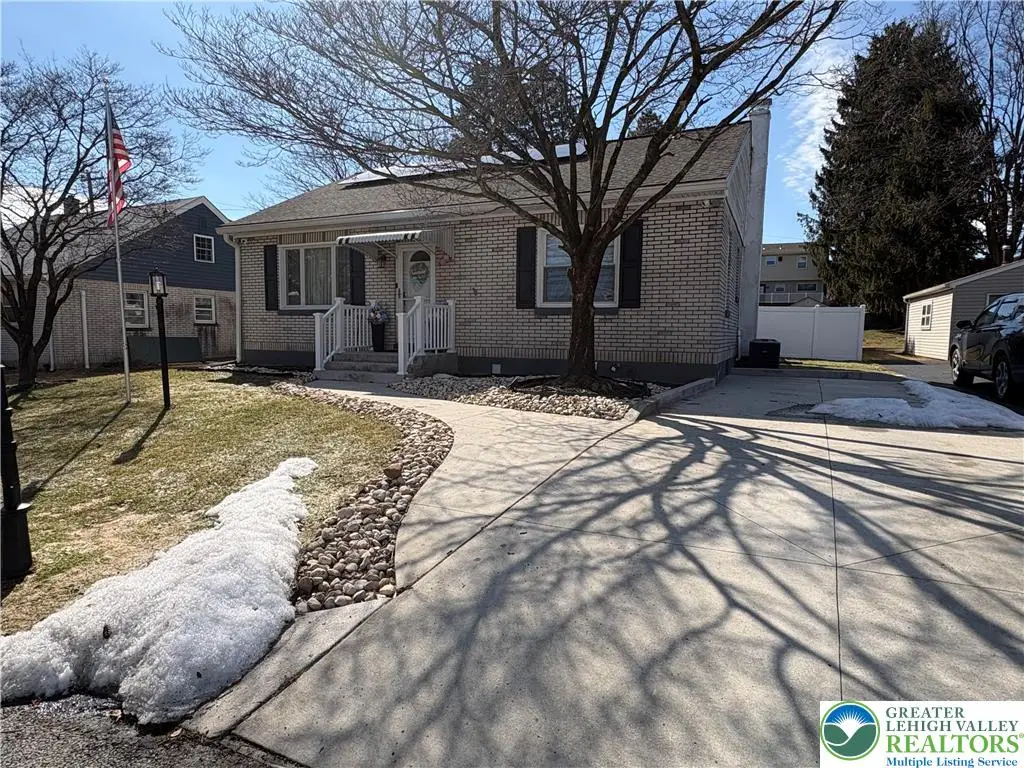 22 N Scenic Street, Cetronia, PA 18104 - #1