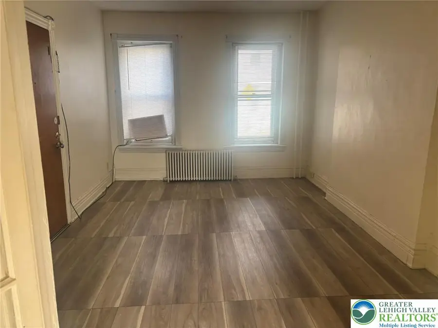 142 N 12th Street, Allentown, PA 18102 - #3