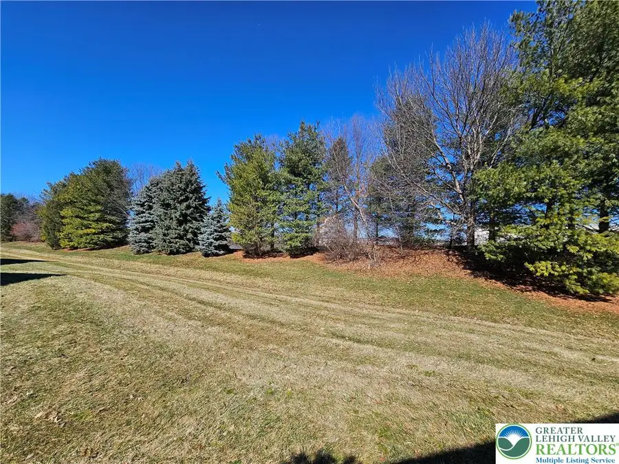 35 Inverness Lane, Palmer Township, PA 18045 - #2