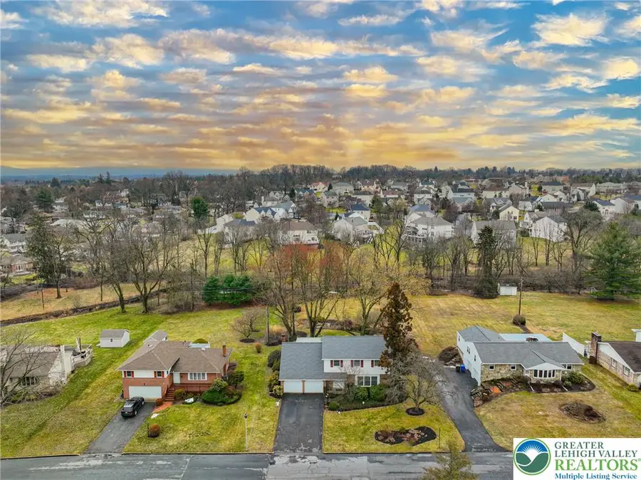 4102 Kilmer Avenue, South Whitehall, PA 18104 - #2