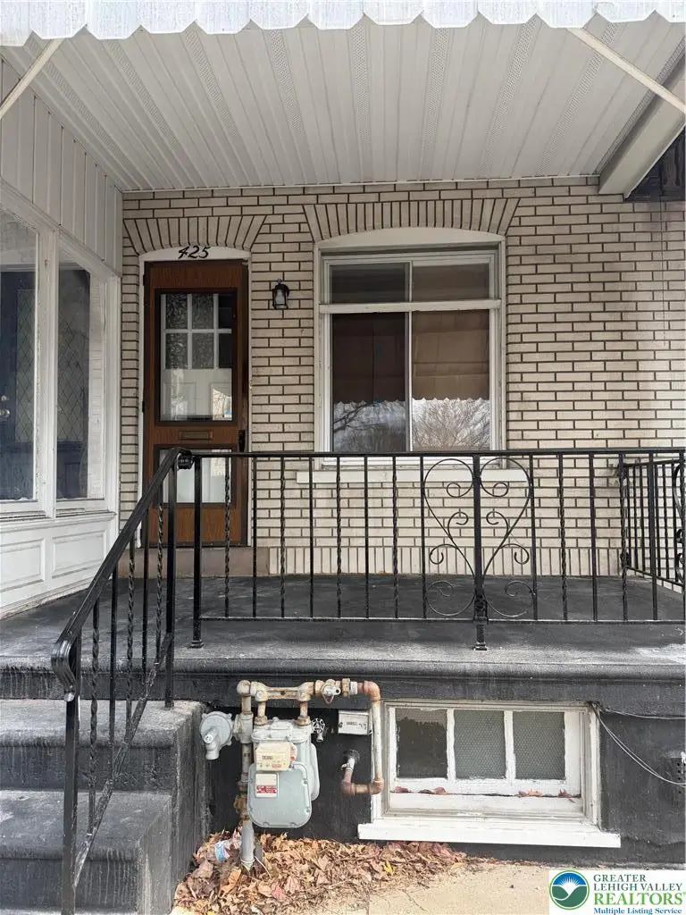 425 N 16th Street, Allentown, PA 18102 - #2