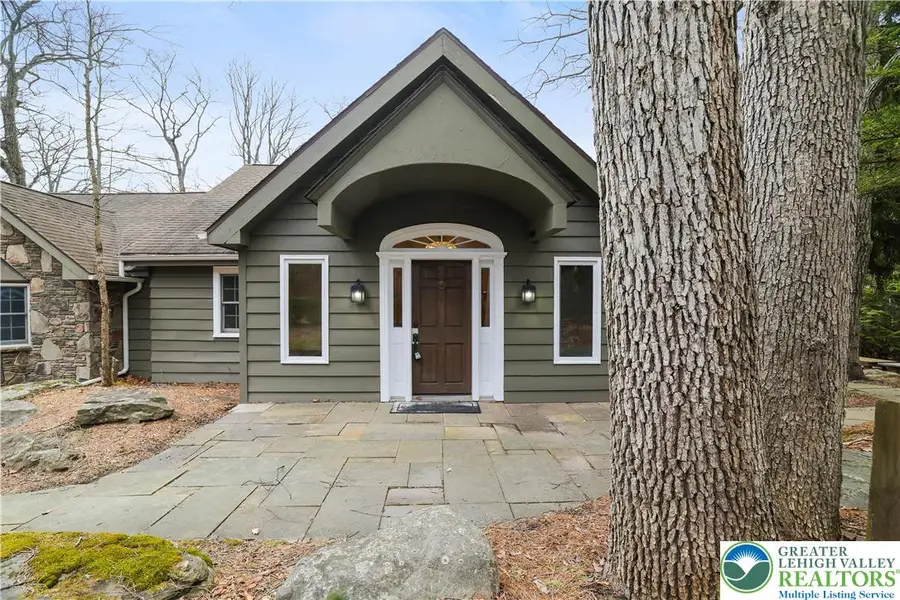 2135 Laurel Road, Price, PA 18323 - #2