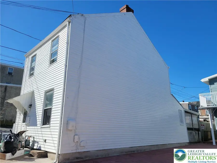 27 W Allen Street, Allentown, PA 18102 - #2