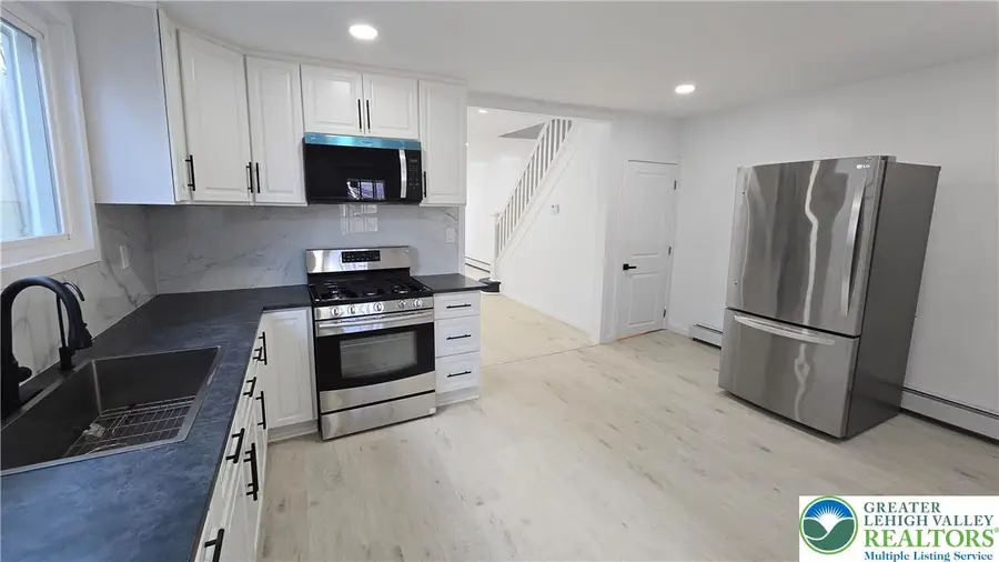 137 Madison Street, Wilkes Barre, PA 18702 - #3