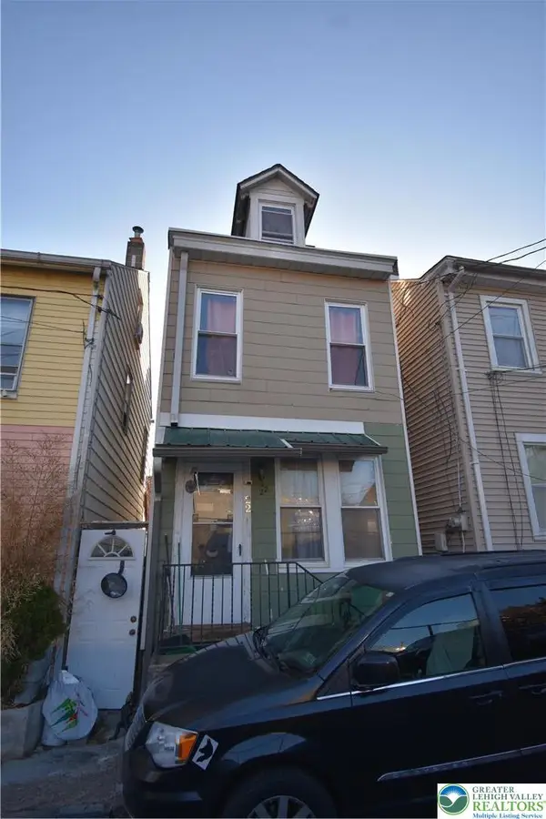 22 Raspberry Street, Easton, PA 18042