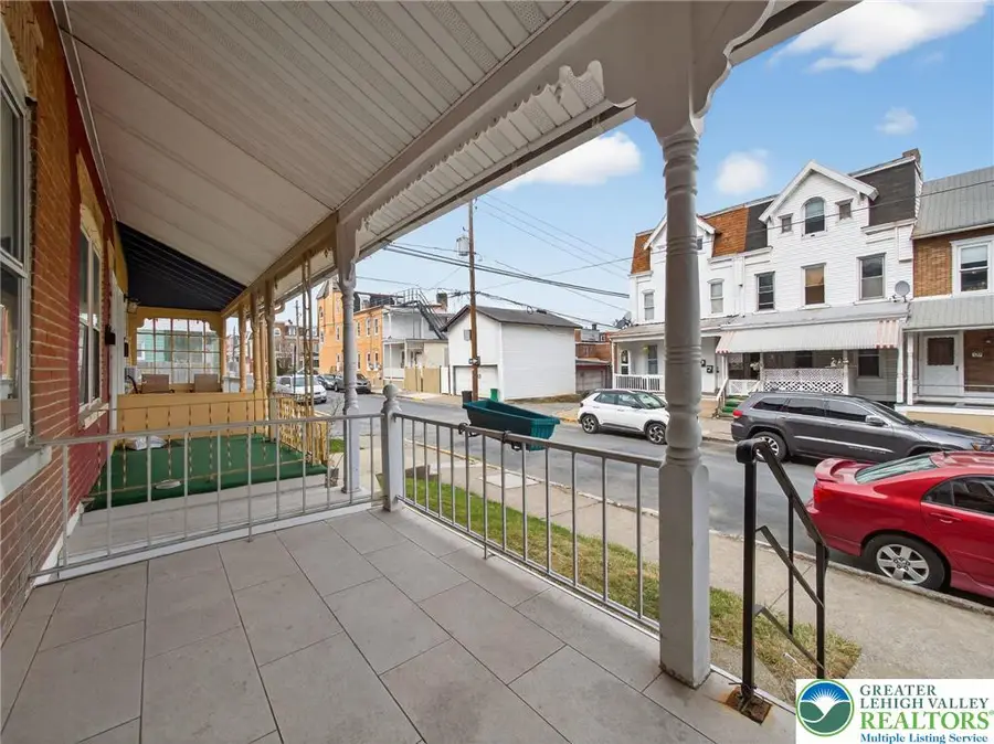 534 W Cedar Street, Allentown, PA 18102 - #3