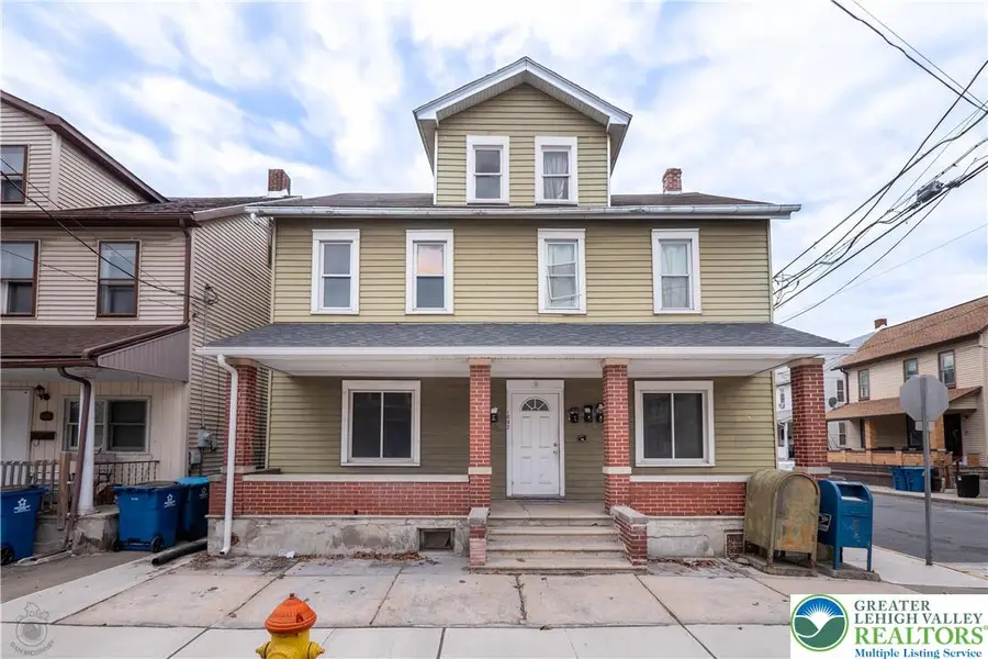 1690 Newport Avenue, Northampton, PA 18067 - #2