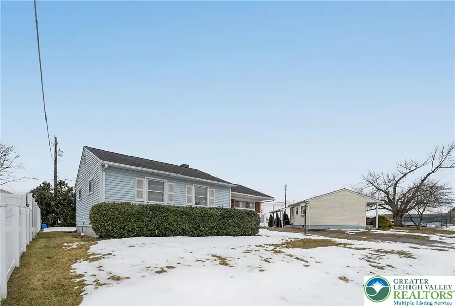 1569 Fleming, Bethlehem, PA 18017 - #2