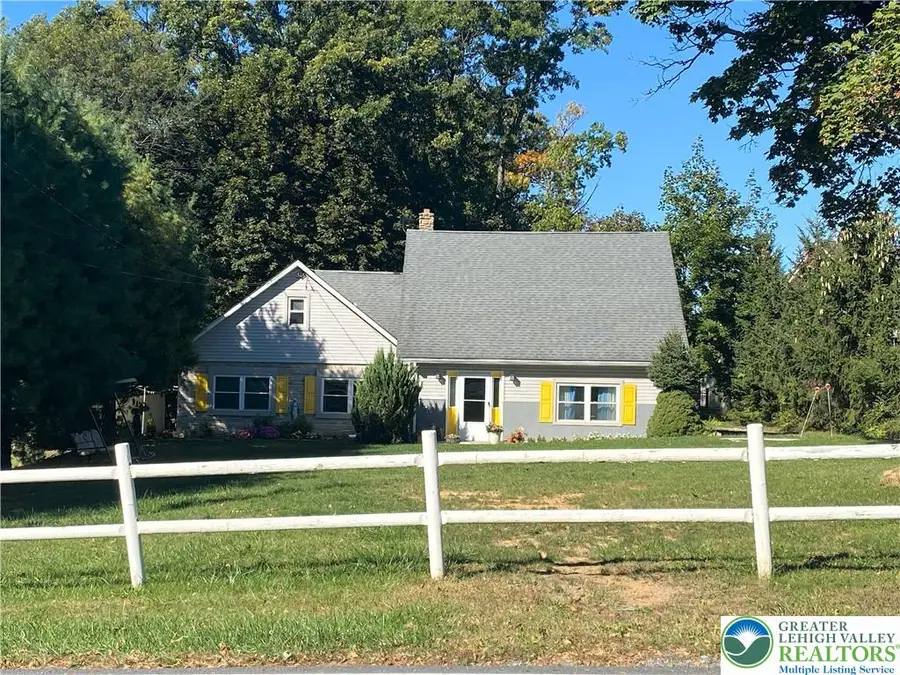 5821 Daniel Street, Upper Macungie, PA 18104 - #2