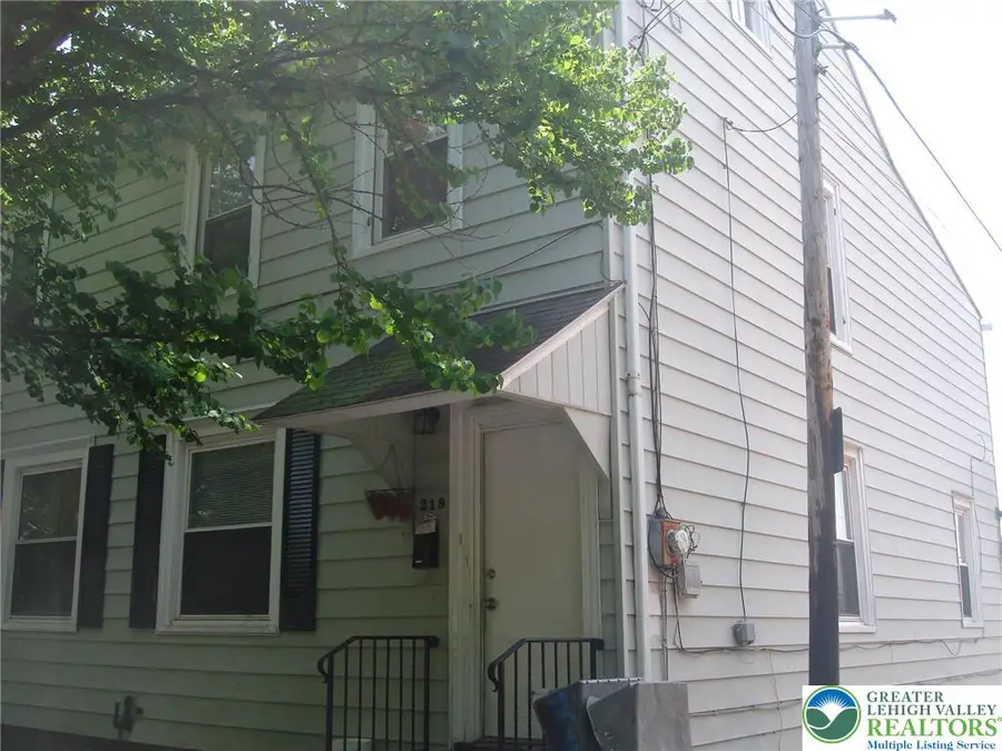 217 W Fairview Street, Bethlehem, PA 18018 - #2