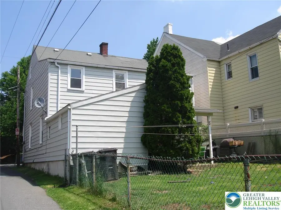 217 W Fairview Street, Bethlehem, PA 18018 - #3