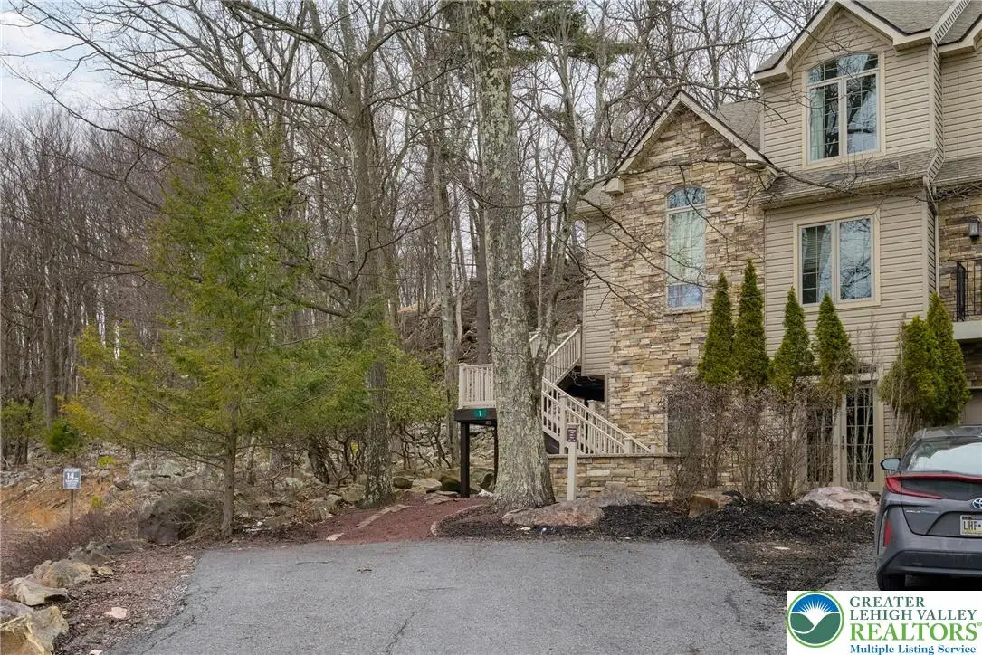 7 Wildbriar Court, Lake Harmony, PA 18624 - #1