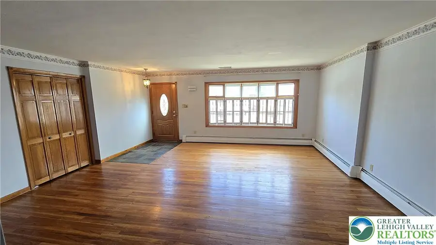 1118 7th Street, Whitehall, PA 18052 - #2