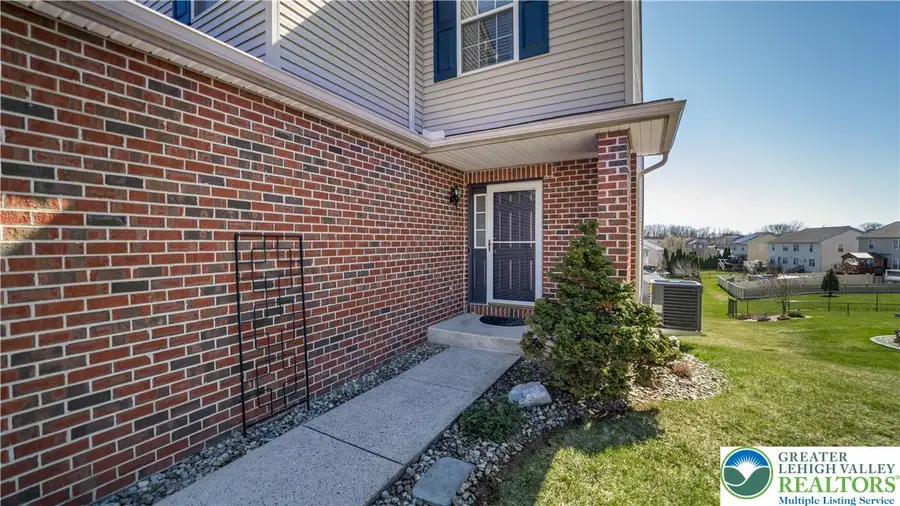 1117 Wynnewood Drive, Allen, PA 18067 - #3