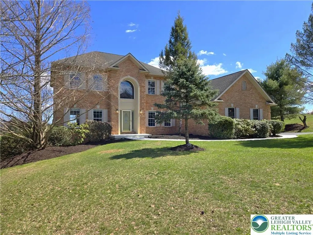 4123 Wyndemere Circle E, Lowhill, PA 18078 - #1