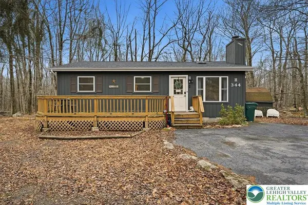 779 Country Place Drive, Coolbaugh Twp, PA 18466