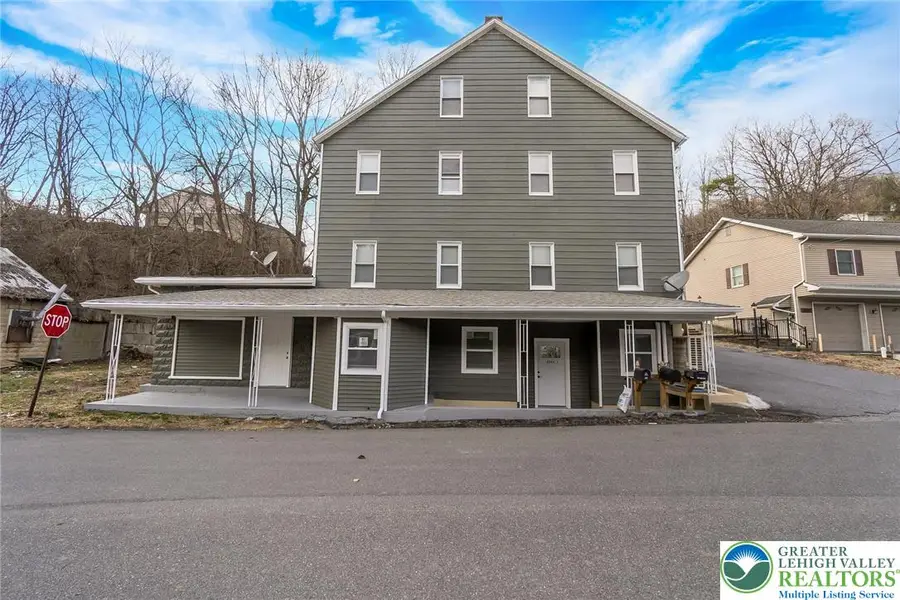 2269 Pennsylvania Avenue, Martins Creek, PA 18013 - #2