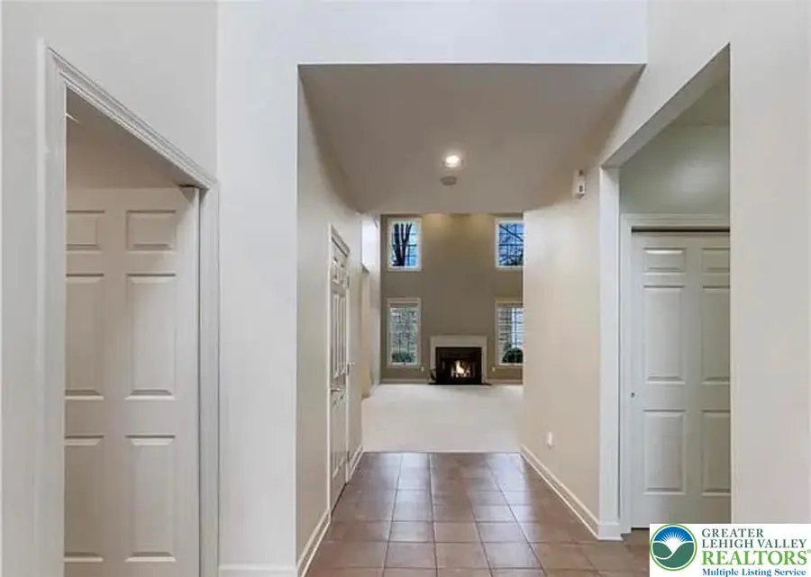 4658 Pinehurst Circle, Upper Saucon, PA 18034 - #2