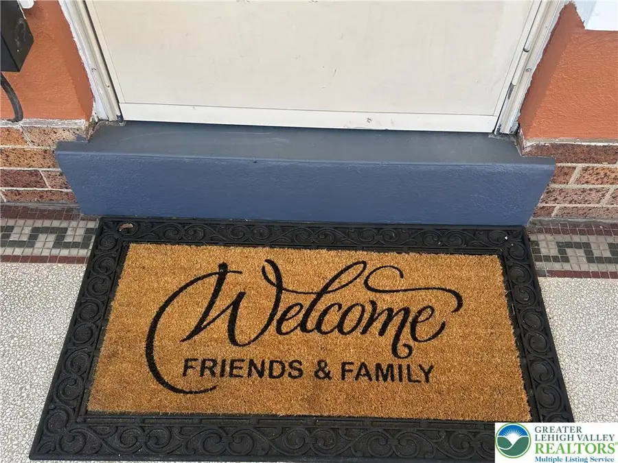 946 S Poplar Street, Allentown, PA 18103 - #2