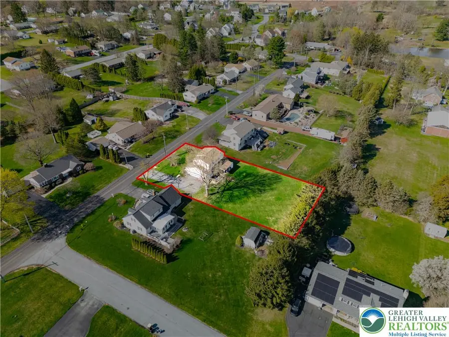 5139 Tilghman Street, Upper Saucon, PA 18036 - #2