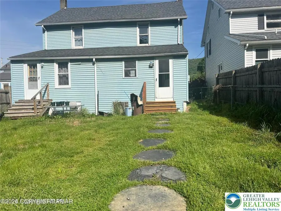 16 E Main Street, Pen Argyl, PA 18072 - #2