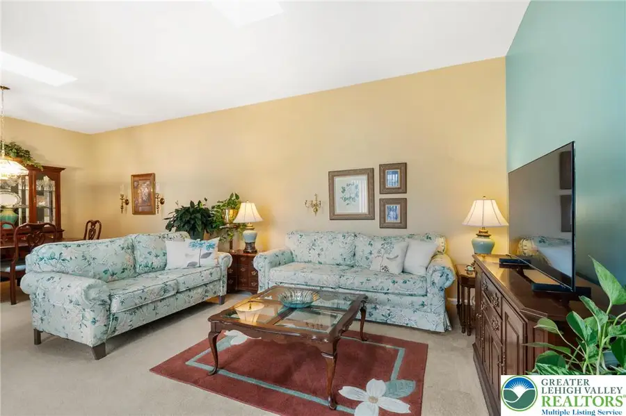 2528 Waynesborough Court, Lower Macungie, PA 18062 - #2