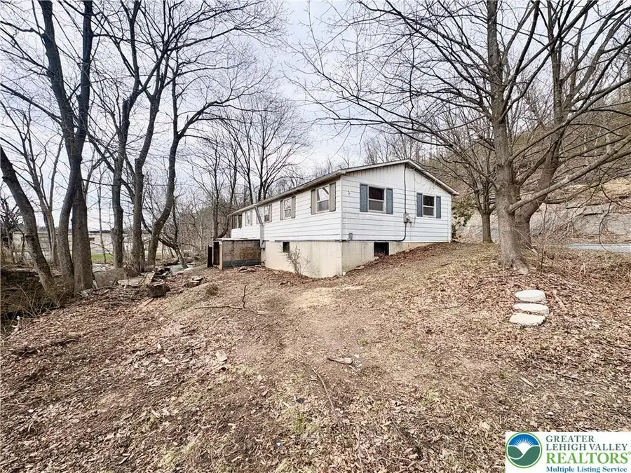 211 Fireline Road, Bowmanstown, PA 18071 - #3