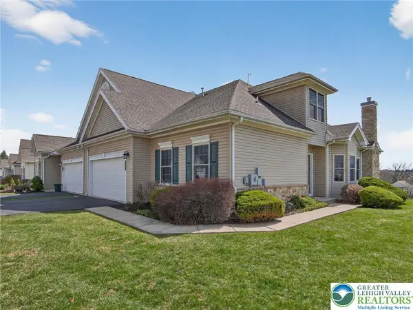 19 Glenmoor Circle, Easton, PA 18045