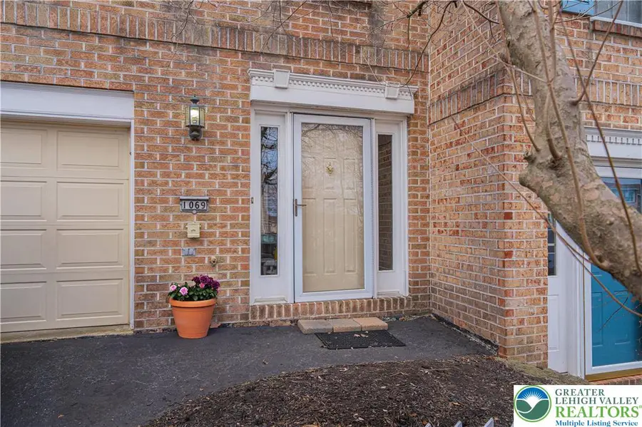 1069 Barnside Road, Wescosville, PA 18103 - #2