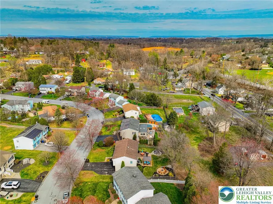 1863 Latta Street, South Whitehall, PA 18104 - #3