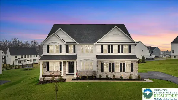 1526 Jays Run, Upper Macungie Twp, PA 18051