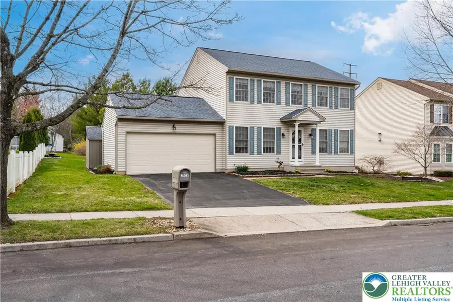 2652 Thistle Road, Lower Macungie, PA 18062 - #3