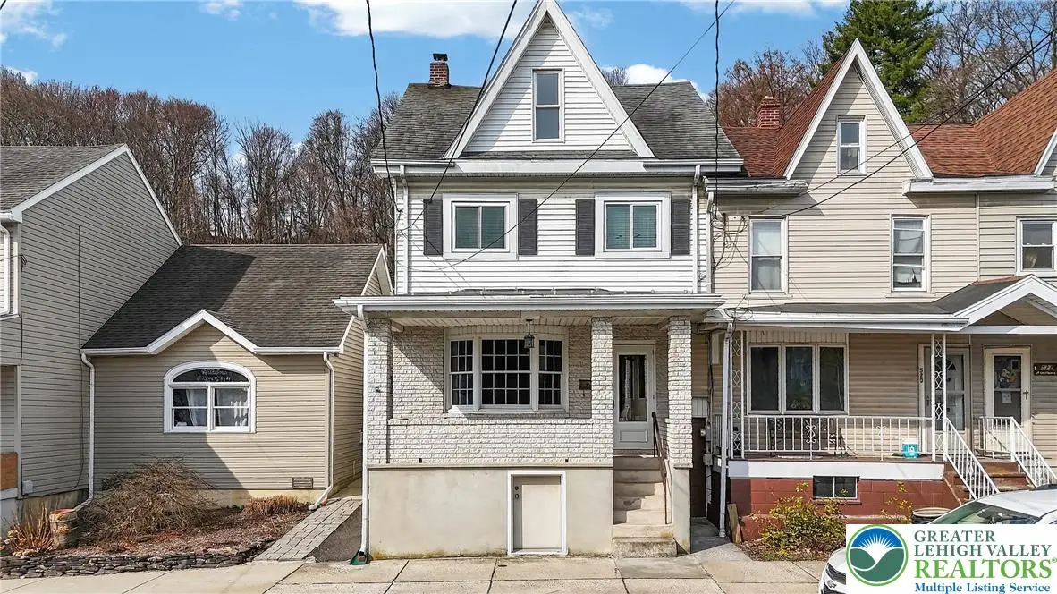 518 Washington Street, Tamaqua, PA 18252 - #1
