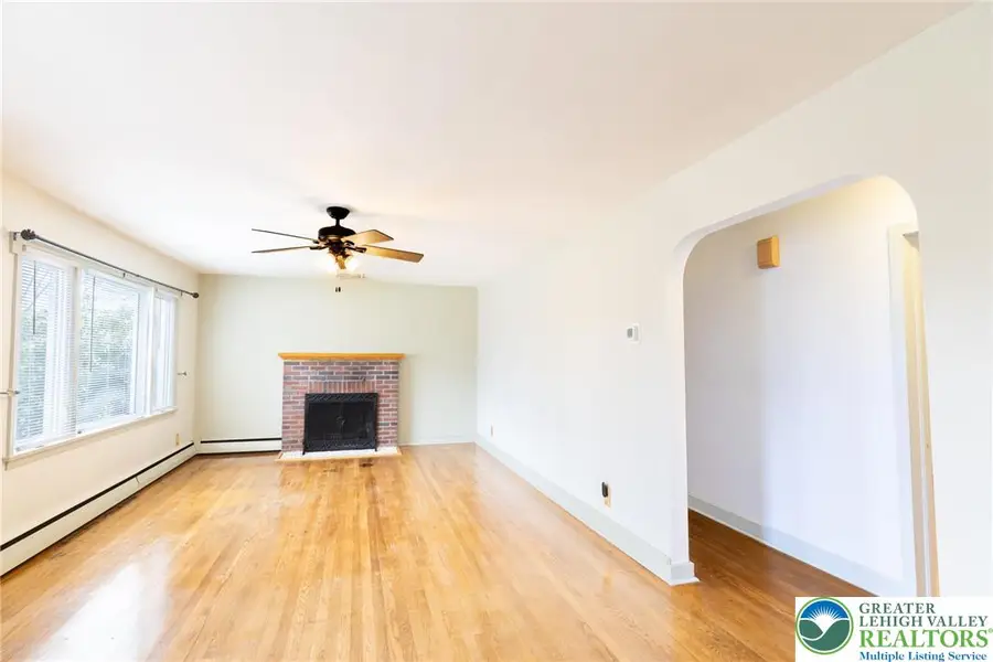 345 8th Avenue, Bethlehem, PA 18018 - #3