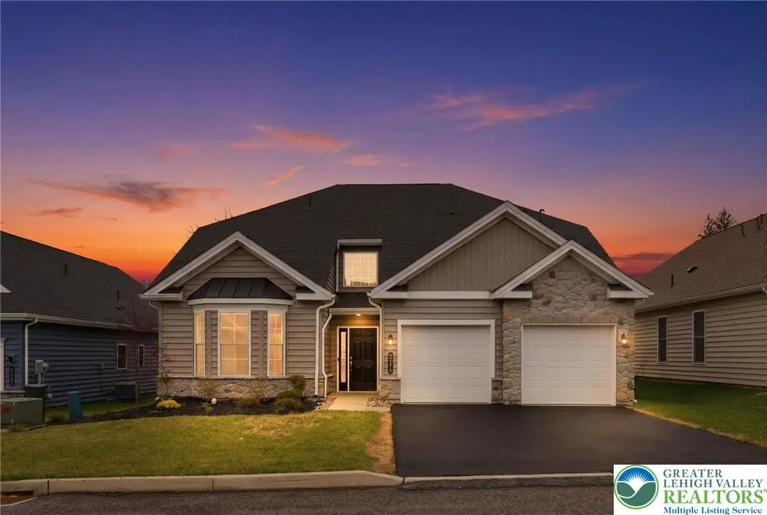 5471 Traditions Drive, Upper Saucon, PA 18036 - #1