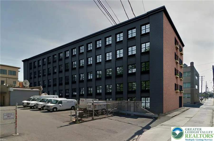 19 N 11th Street, Allentown, PA 18101 - #2