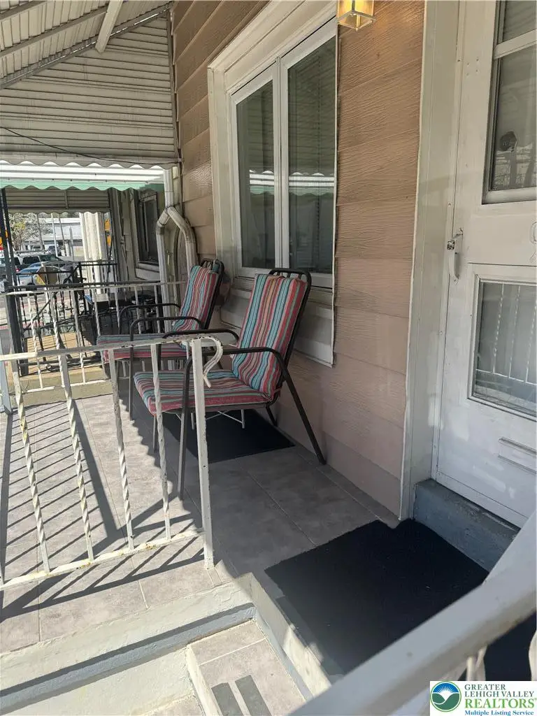 911 Marion St, Reading, PA 19604 - #2