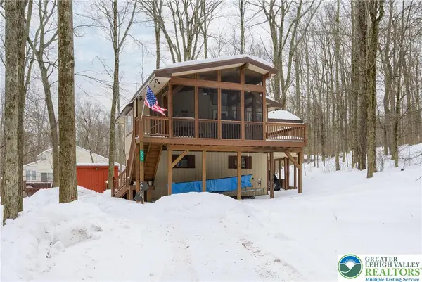 250 White Pine Drive, Tobyhanna Twp, PA 18071