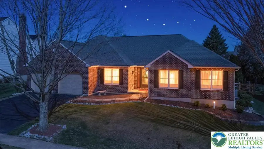 4075 Ross Road, Bethlehem, PA 18020 - #2