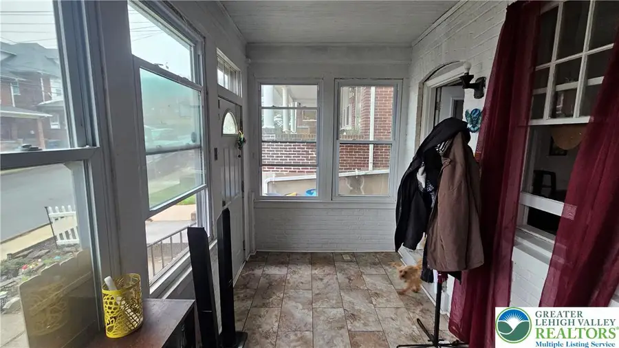 616 Lynn Street, Fountain Hill, PA 18015 - #2