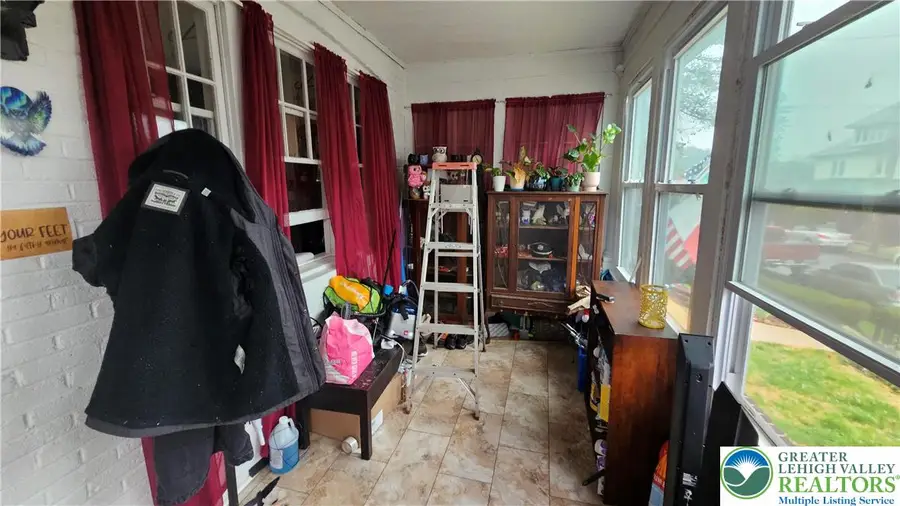 616 Lynn Street, Fountain Hill, PA 18015 - #3