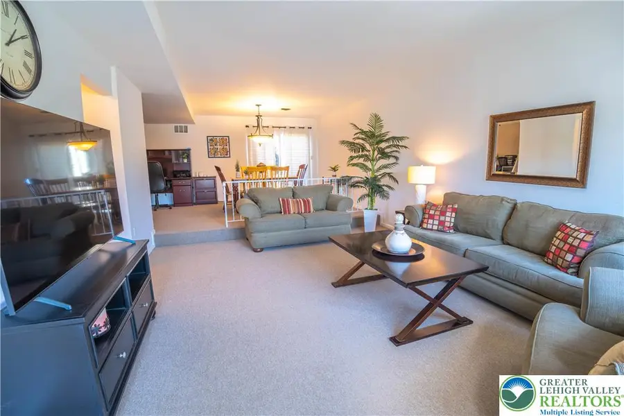 364 N 41st Street, Cetronia, PA 18104 - #3