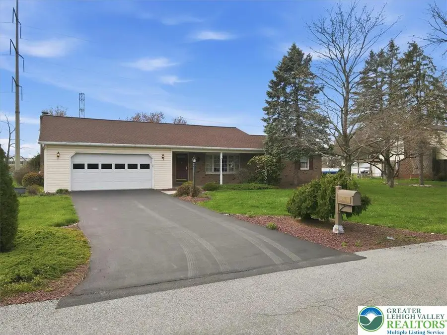 3875 Wellington Drive, Bethlehem, PA 18020 - #3